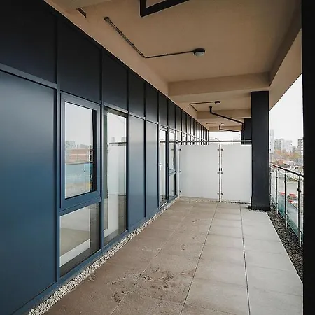 Apartmán 2 Bed Leeds Centre - Private Balcony, Free Parking & Darts