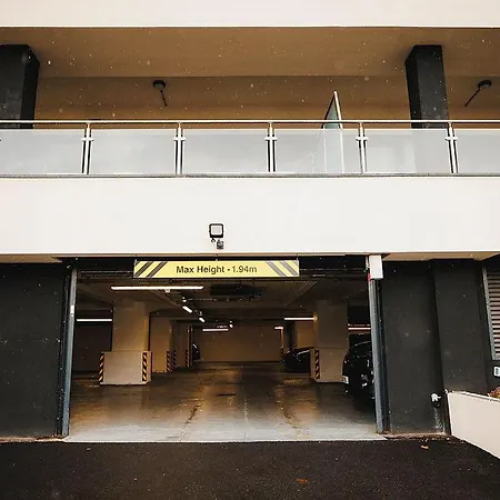 公寓 Spacious 2 Bed Centre - Balcony, Free Parking & Darts 利兹